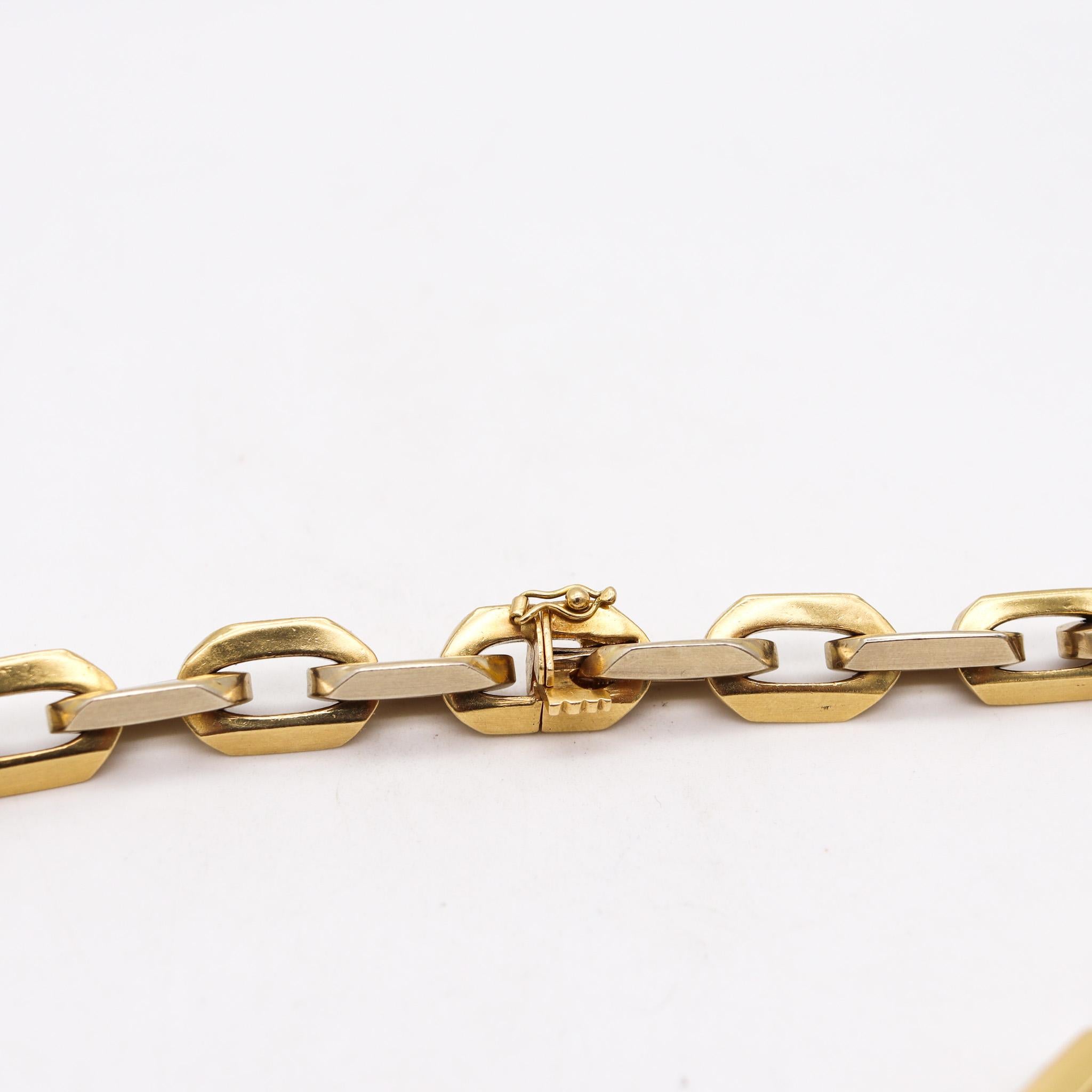 Women's or Men's Gübelin 1970 Zurich Long Sautoir Necklace Chain in Two Tones of 18kt Gold