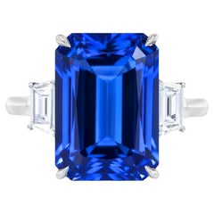 Gübelin Certified 10.79 Carat Ceylon Blue Sapphire and Diamond Platinum Ring