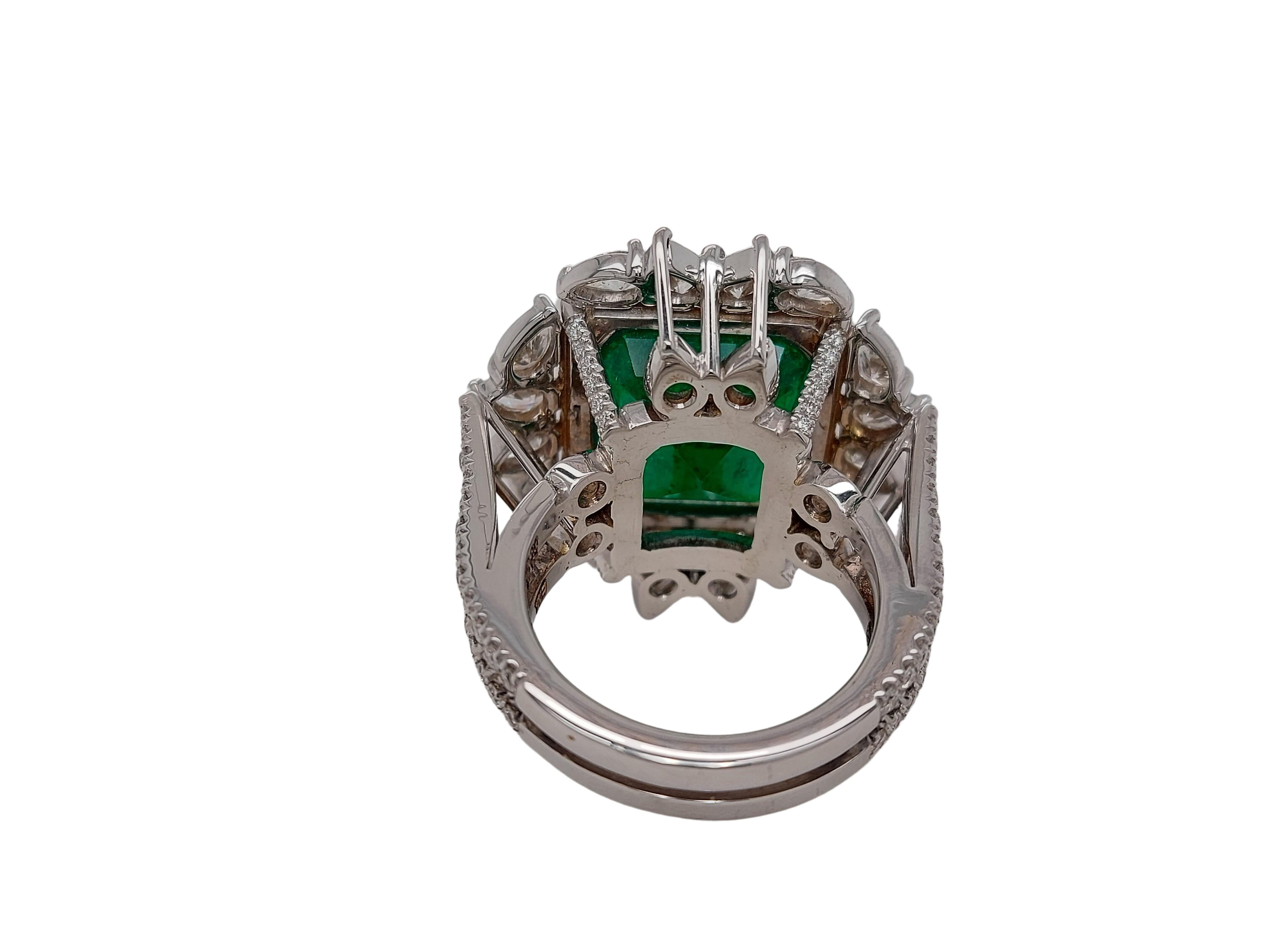 18kt white gold 11.46c Colombian Emerald Minor, 3.68c Diam, Ring Gubelin Cer For Sale 8