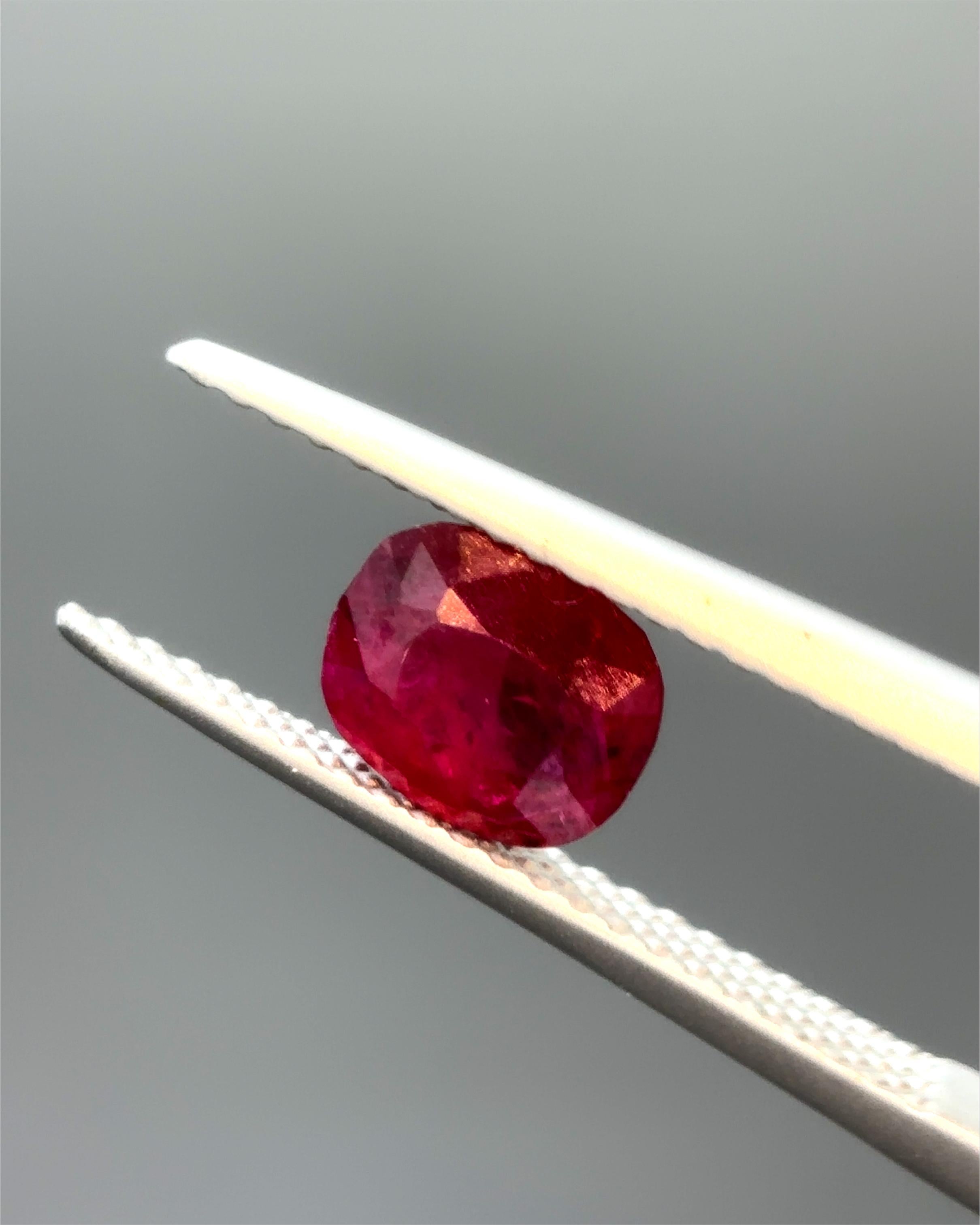 This exquisite 1.13 carat Burma no-heat vivid red ruby is a rare and valuable gemstone, distinguished by its exceptional color and provenance. Sourced directly from the renowned mines of Burma (Myanmar), this ruby exemplifies the finest quality