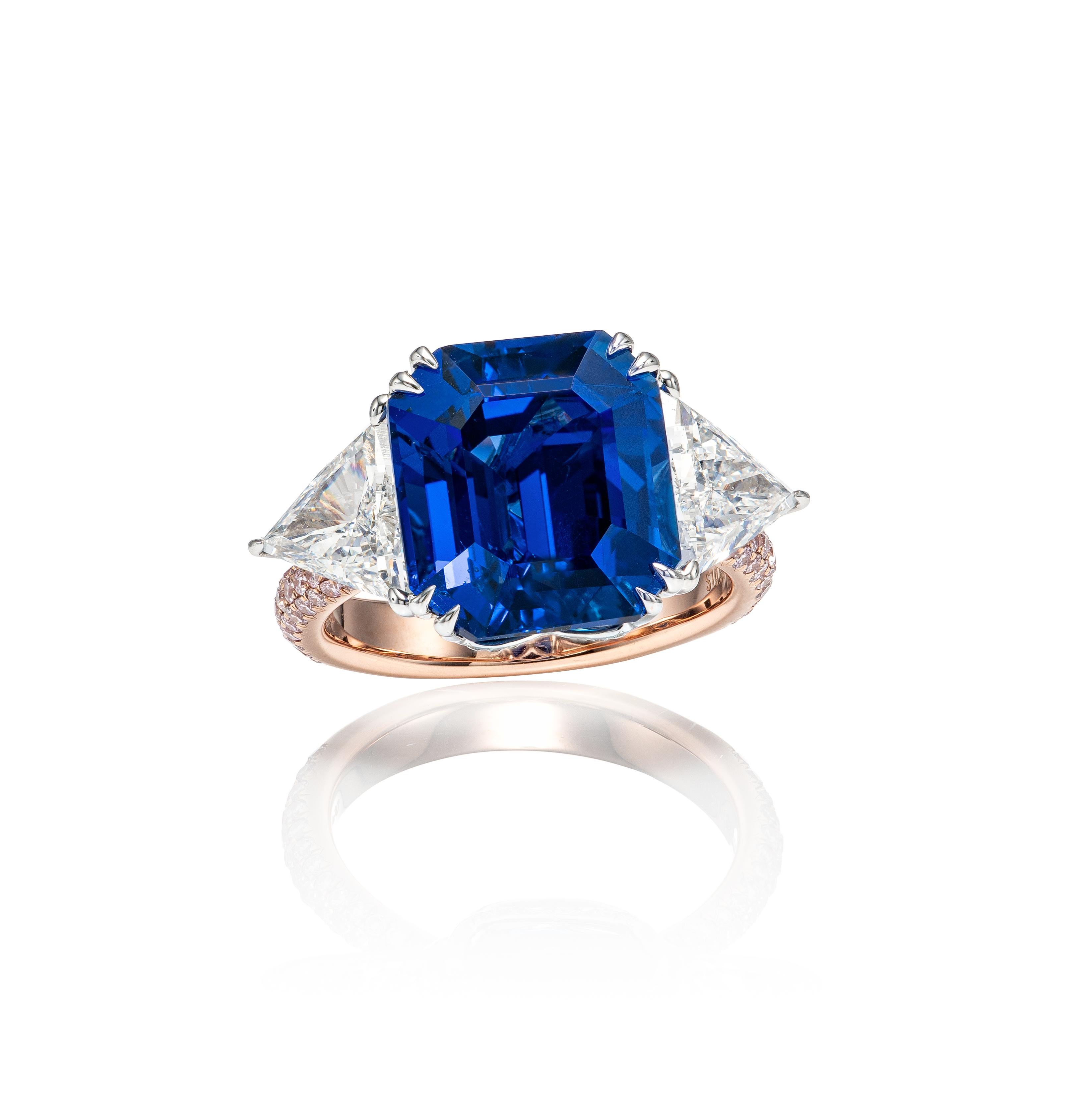 Gubelin Certified 11.90 Carat Burmese No Heat Sapphire Diamond Ring in 18k Gold In New Condition For Sale In Central, HK