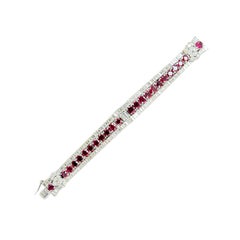 Gubelin Certified 16.8 Carat Burma Mogok No Heat Ruby Diamond Platinum Bracelet
