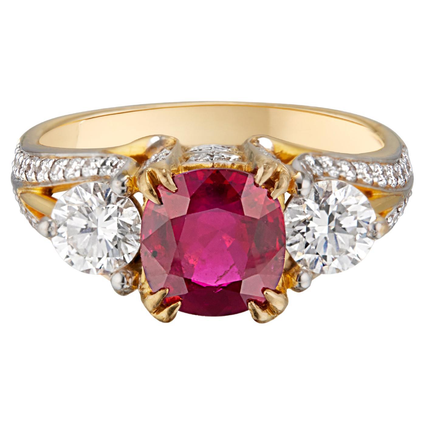 Gubelin Certified 1.74 Carat No-Heat Burmese Pigeon Blood Ruby and Diamond Ring For Sale