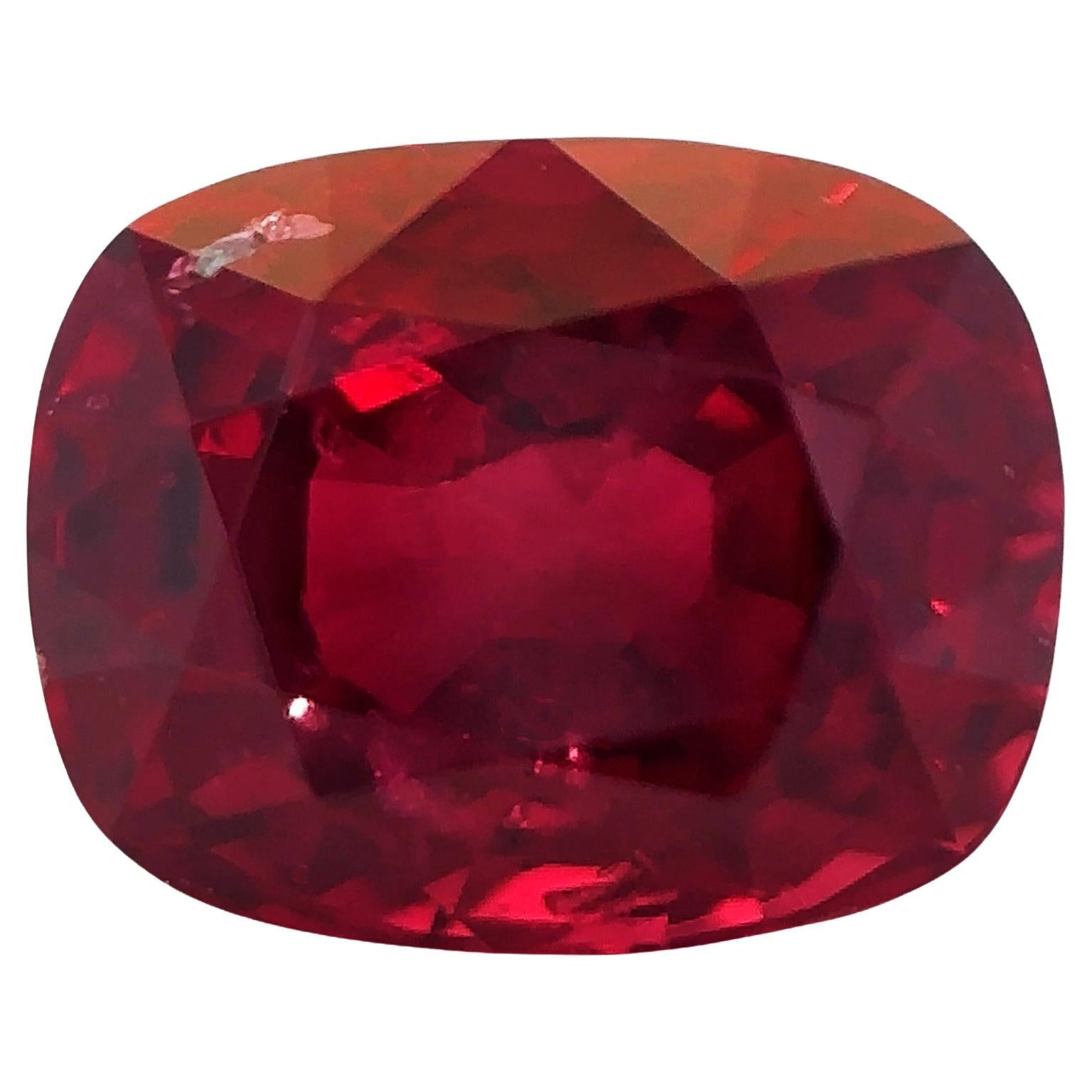 Gubelin Certified  2.01 Carat Unheated Natural Mogok Burma Ruby Loose Stone For Sale