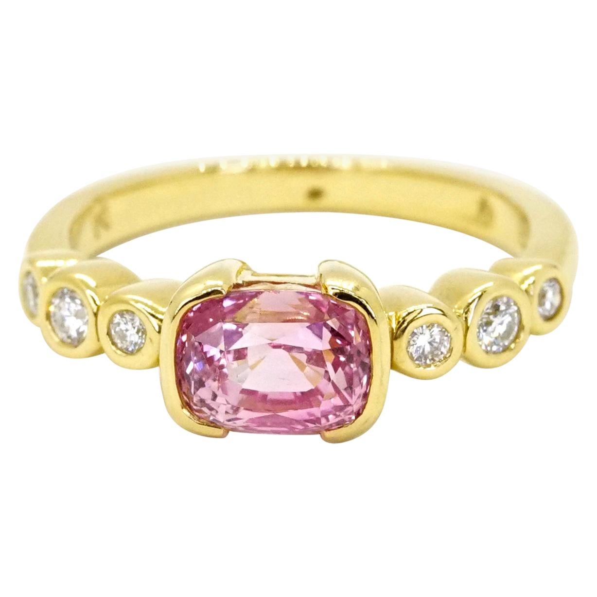 Gubelin Certified 2.11 Carats Orangy-Pink Padparadscha Sapphire Ring For Sale