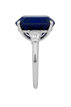 Gübelin Certified 4.06 Carat Unheated Blue Sapphire & Diamond Ring in Platinum