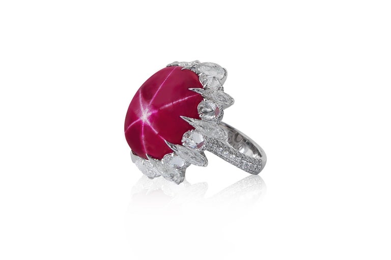 Gubelin Certified 60.09 Carat Burmese Star Ruby Dome Ring in 18k White Gold In New Condition For Sale In Central, HK