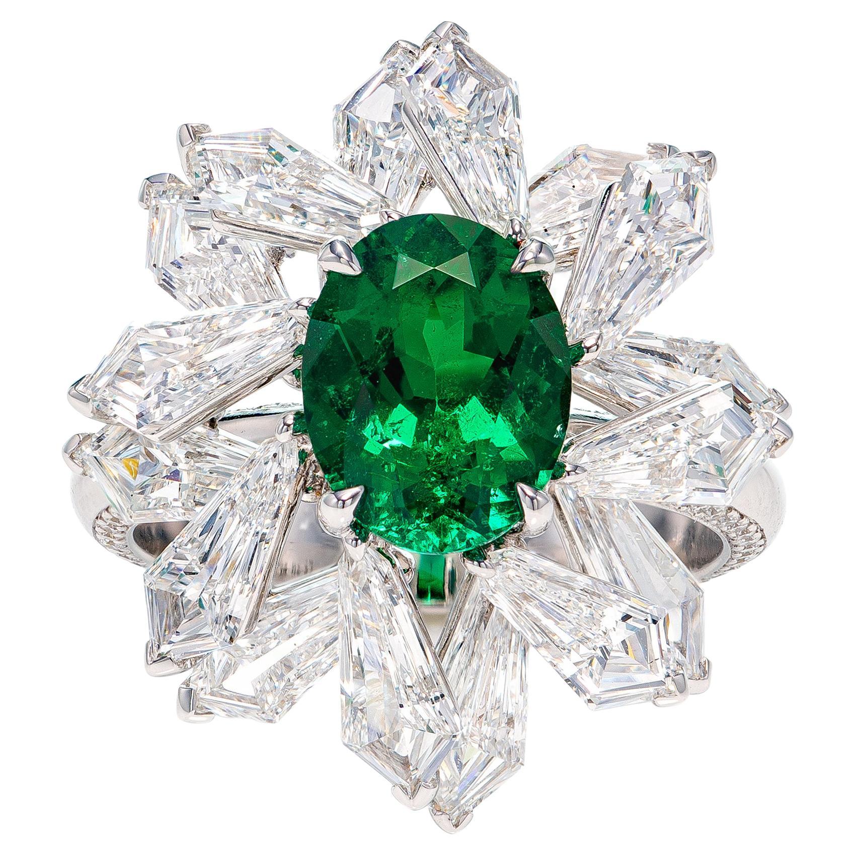 Gubelin Certified 6.97 Carat Colombian Muzo Green Emerald Snowflake Diamond Ring For Sale