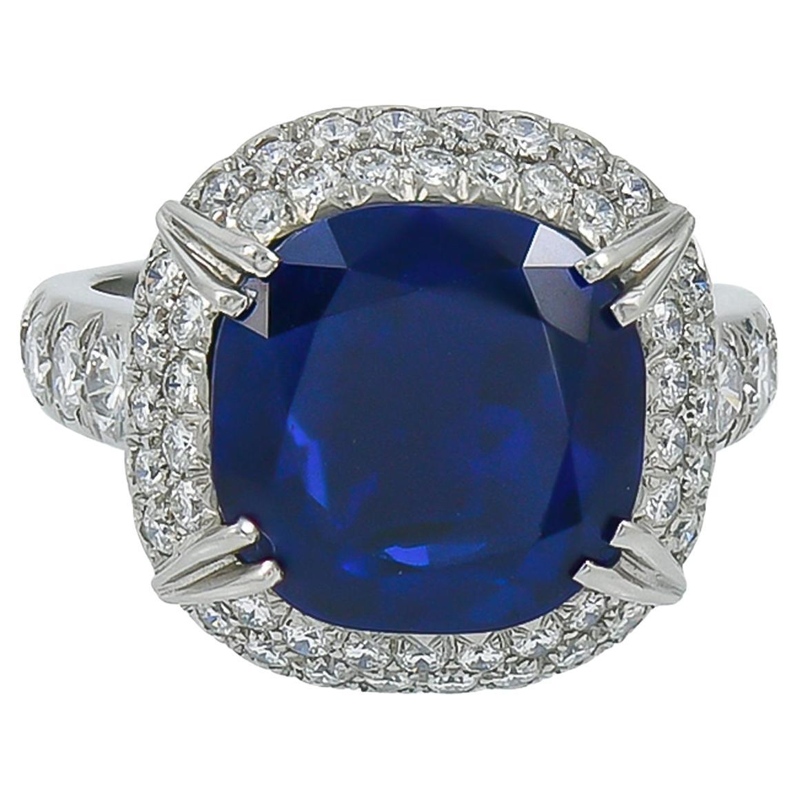 Gubelin Certified 9.57 Carat Burmese Sapphire Diamond Cocktail Ring For Sale