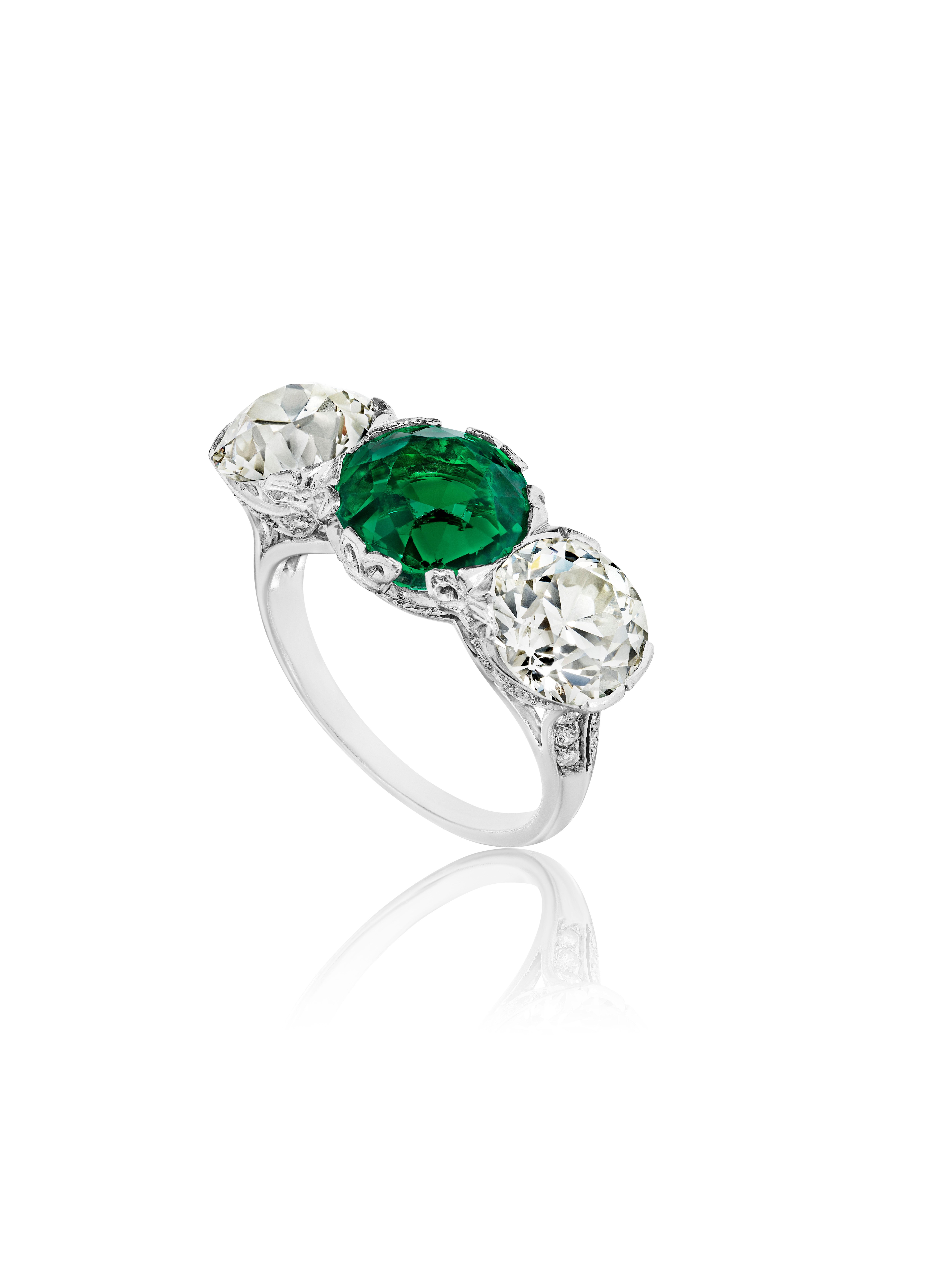 Art Deco Gubelin Certified Natural Colombian Emerald 3.38 Carat and Diamond Ring For Sale