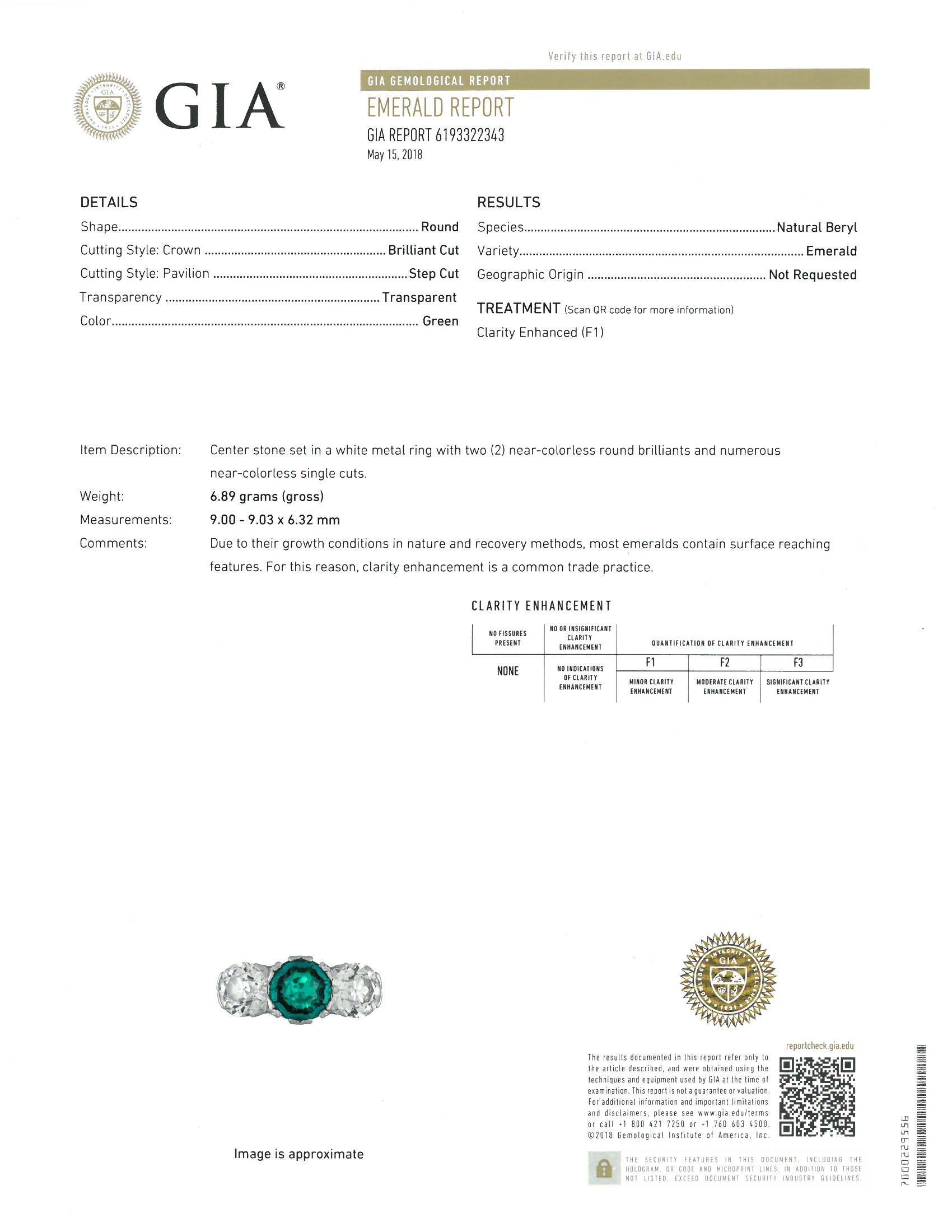 Gubelin Certified Natural Colombian Emerald 3.38 Carat and Diamond Ring In Good Condition For Sale In Palm Beach, FL