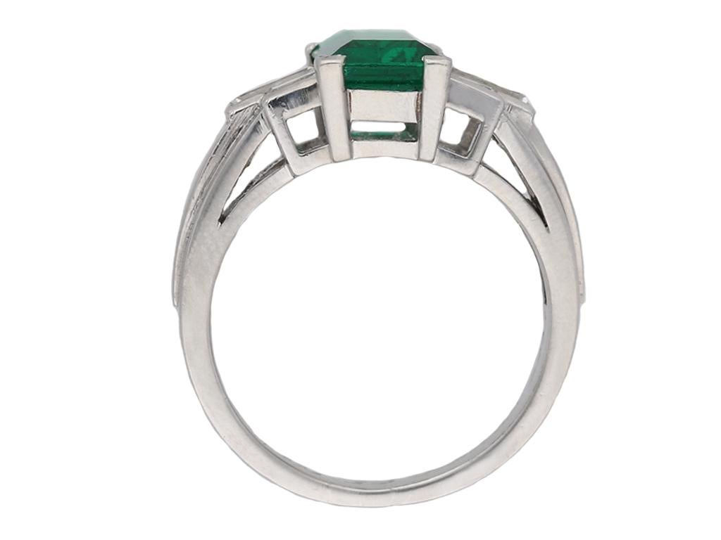 Emerald Cut Gubelin Colombian Natural Unenhanced emerald and diamond ring, circa 1943. For Sale