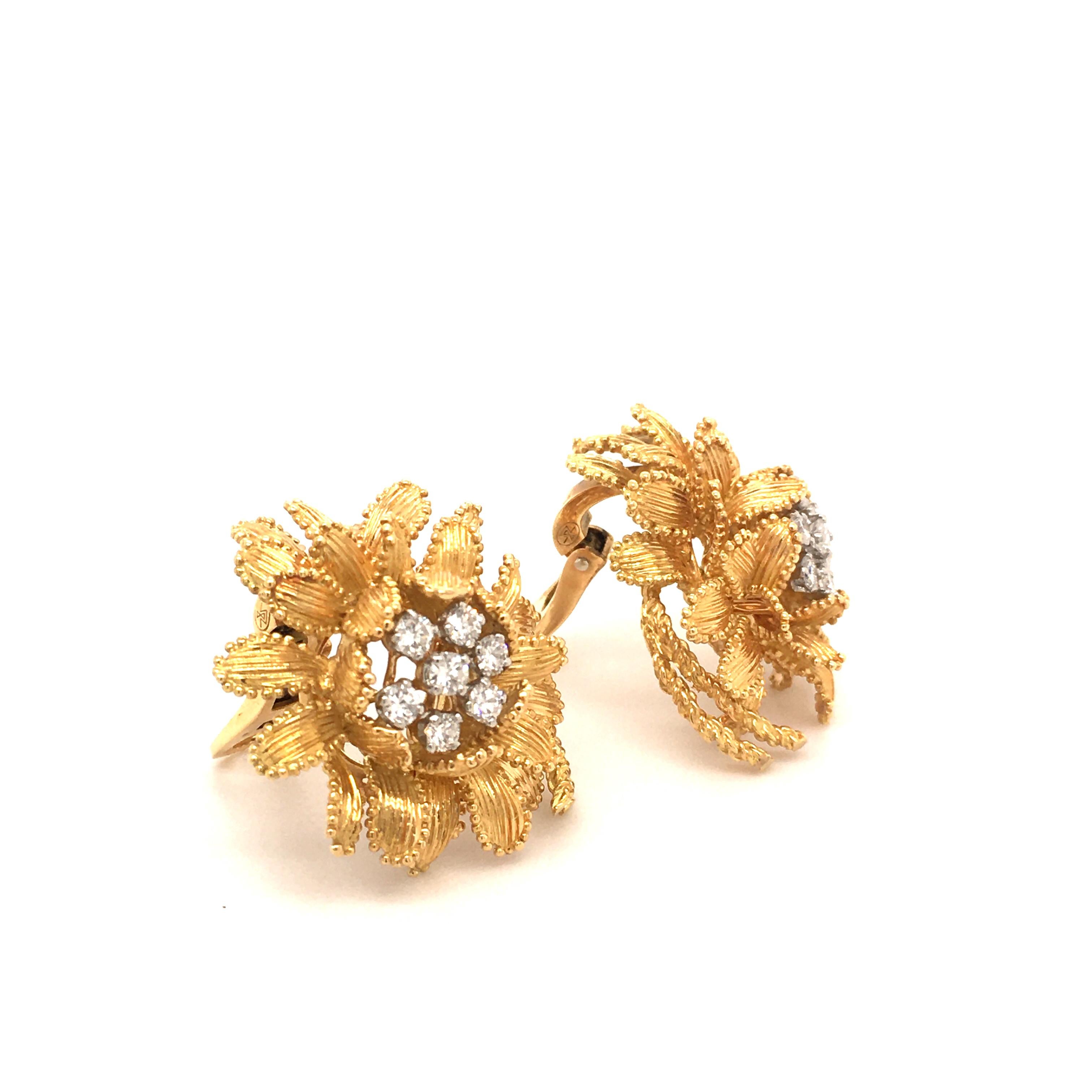 Gubelin Diamond Earclips in 18 Karat Yellow and White Gold In Excellent Condition In Lucerne, CH