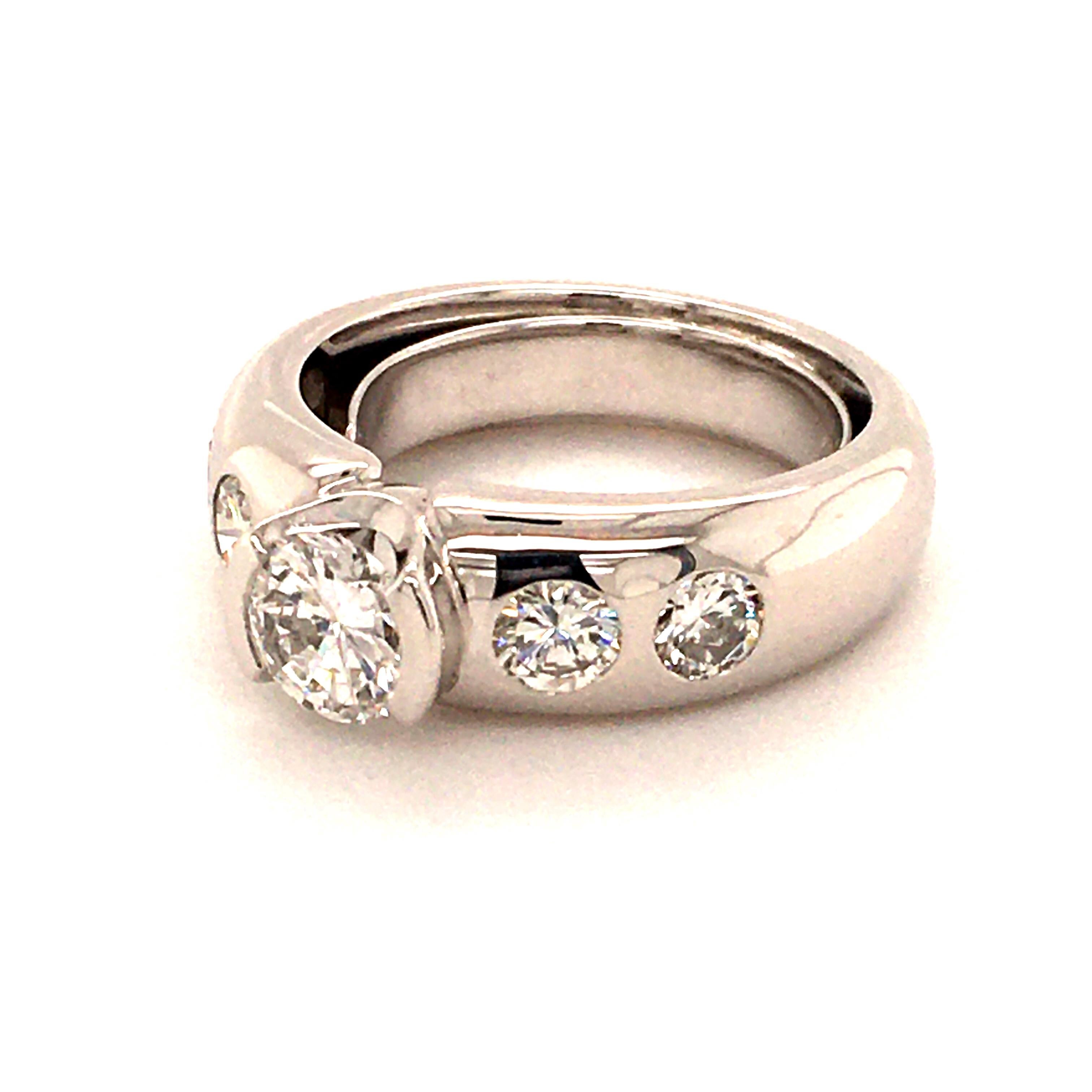 Contemporary Gübelin Diamond White Gold 750 Ring