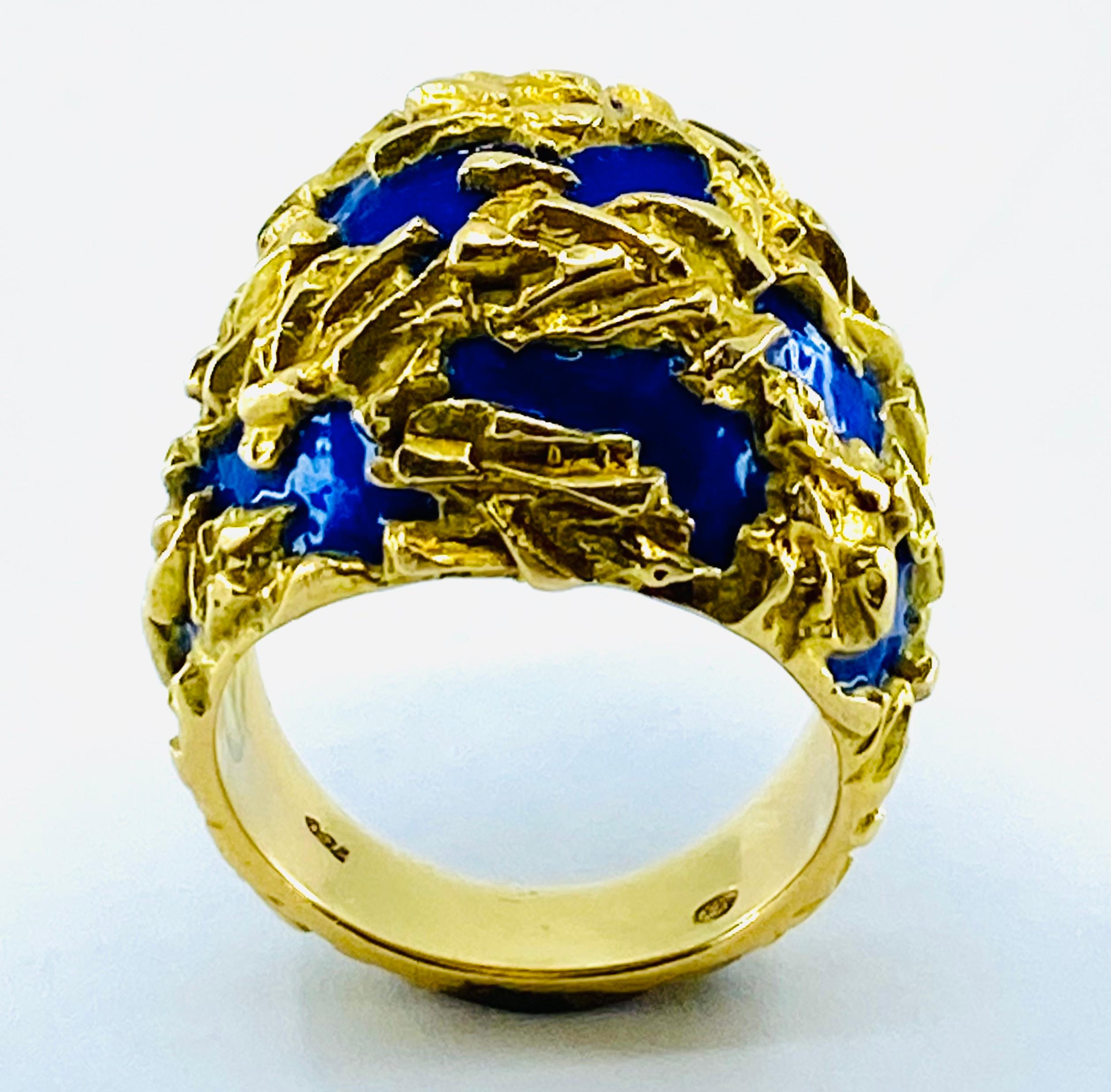 Gubelin Dome Gold Ring Blue Enamel 18k For Sale 4