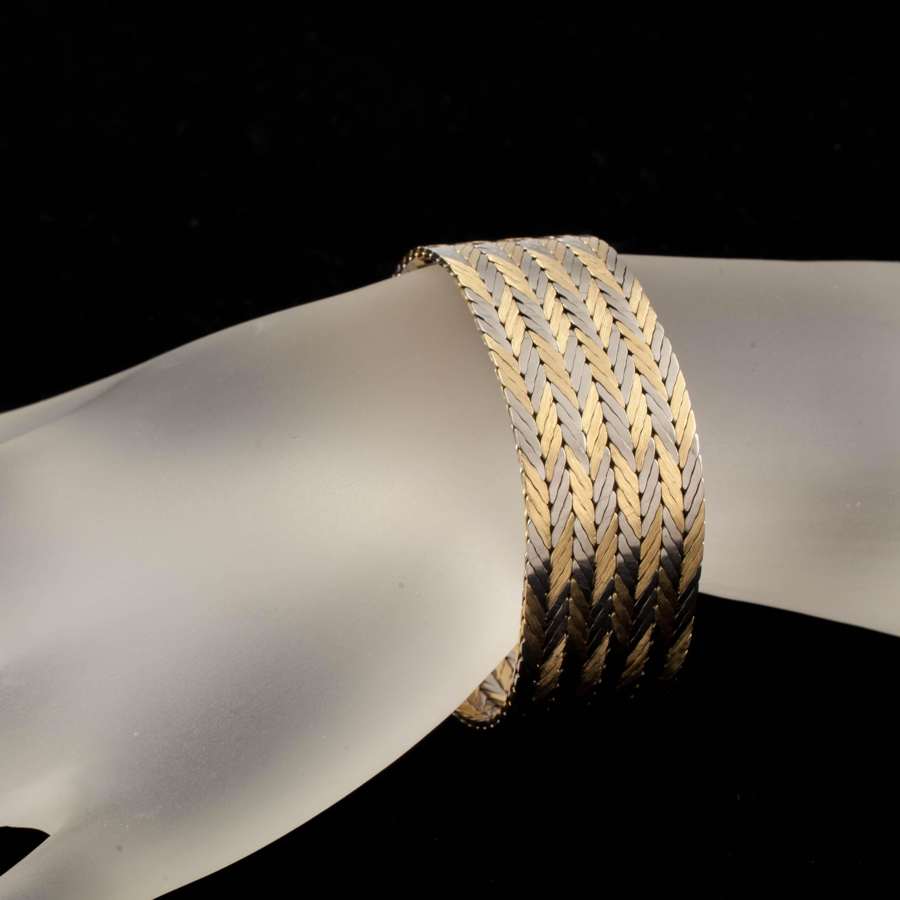 Details about   Vintage Gold Tone Chevron Link Bracelet 