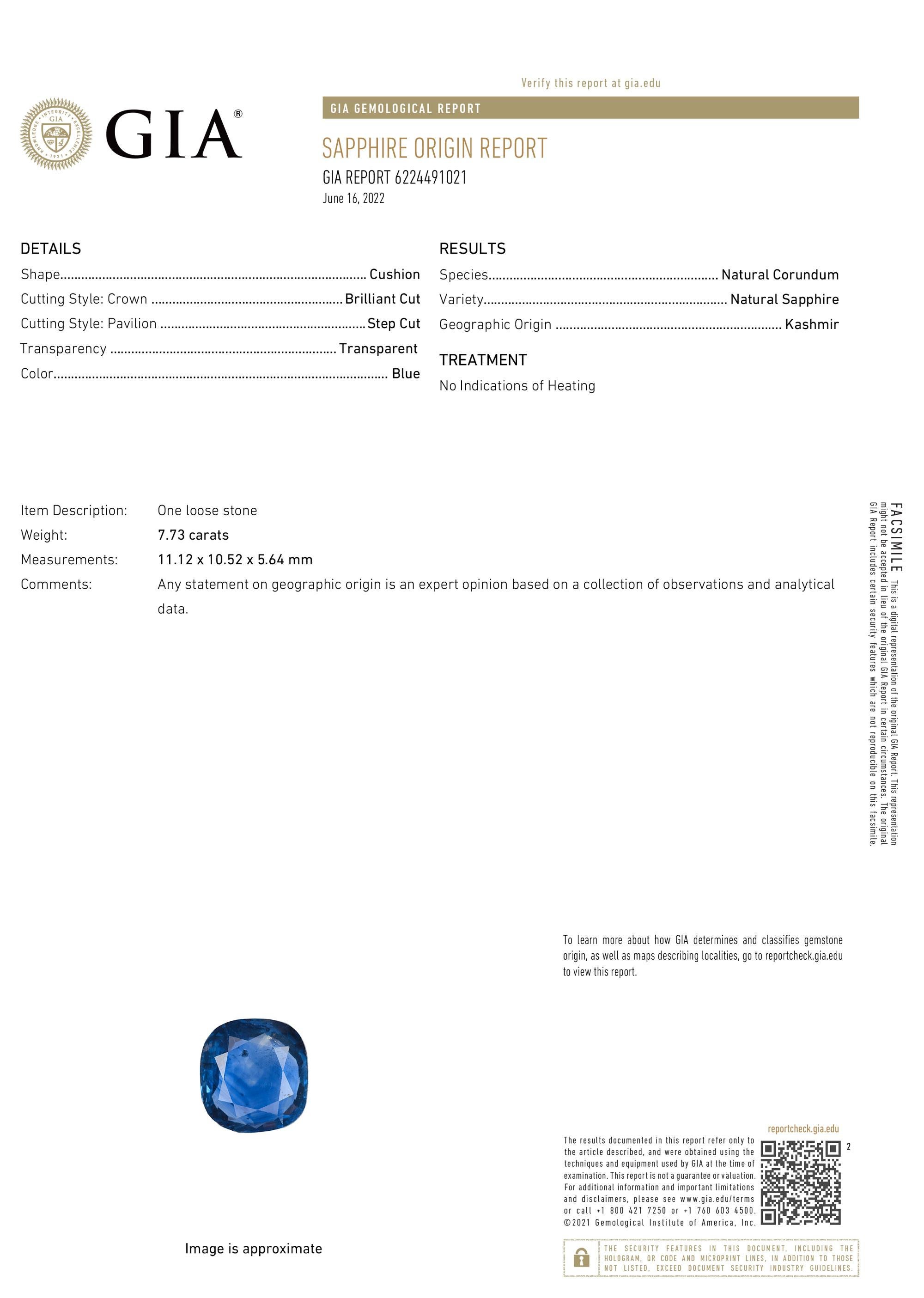Taille coussin Bague d'origine KASHMIR NO HEAT KASHMIR avec saphir bleu de 7 carats certifié GIA en vente