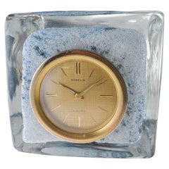 Horloge de bureau modérée mi-siècle en verre glacé « Ice Cube » de Gubelin, années 1960