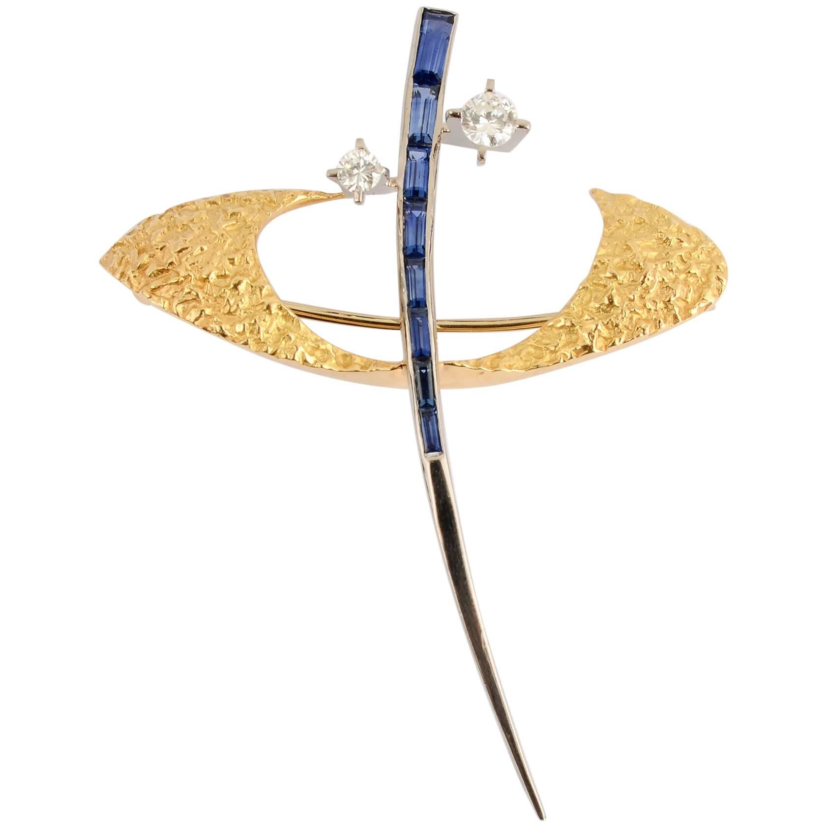 Gubelin Gold Brooch with Sapphires and Diamonds