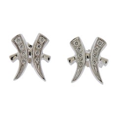 Gubelin Gold Diamond Pisces Zodiac Sign Stud Earrings