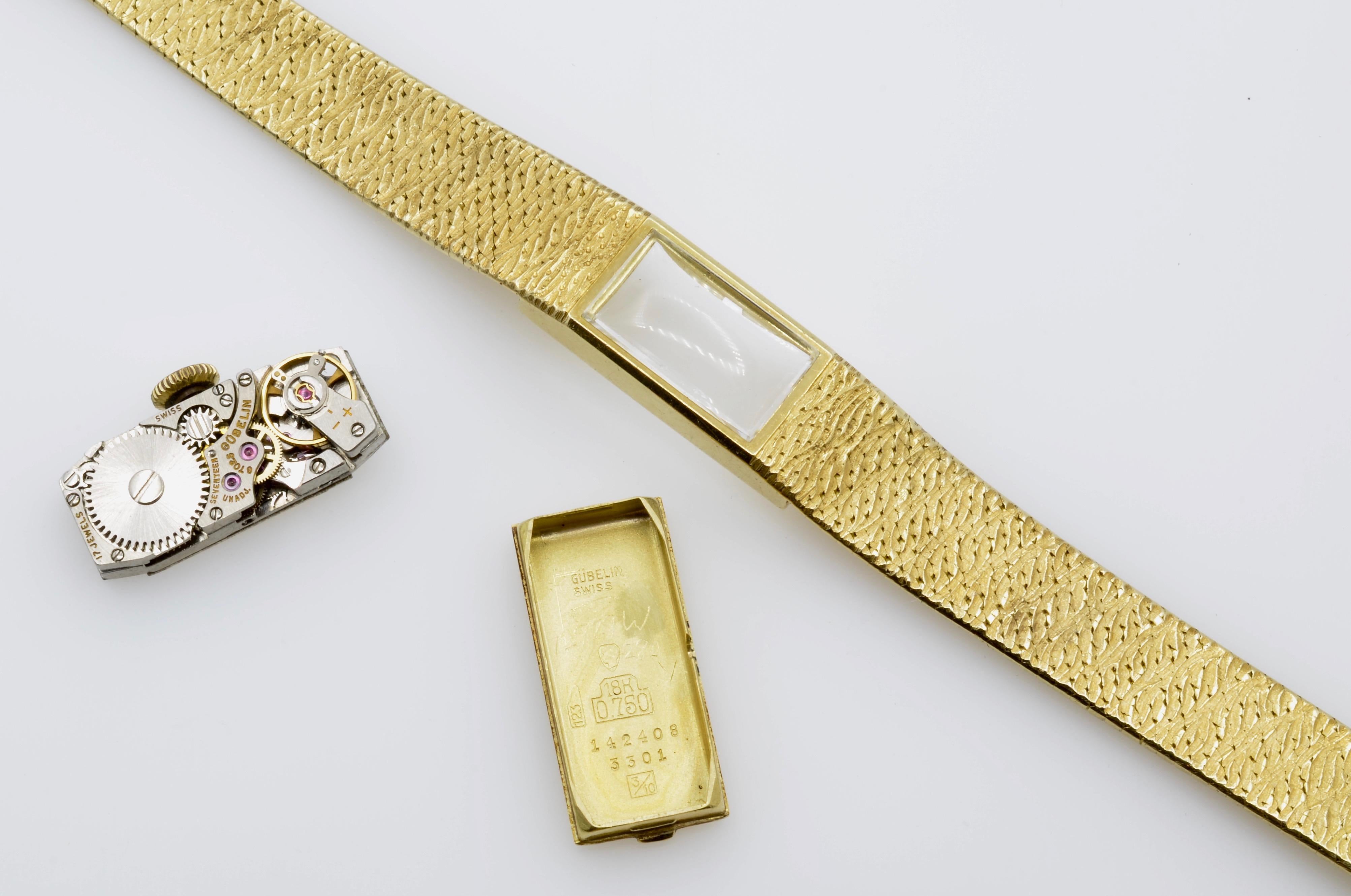 Gubelin Montre suisse texturée 18 carats pour femmes des années 1970 en vente 2