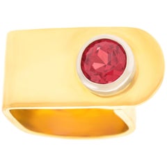 Gubelin Modernist Gold Ring