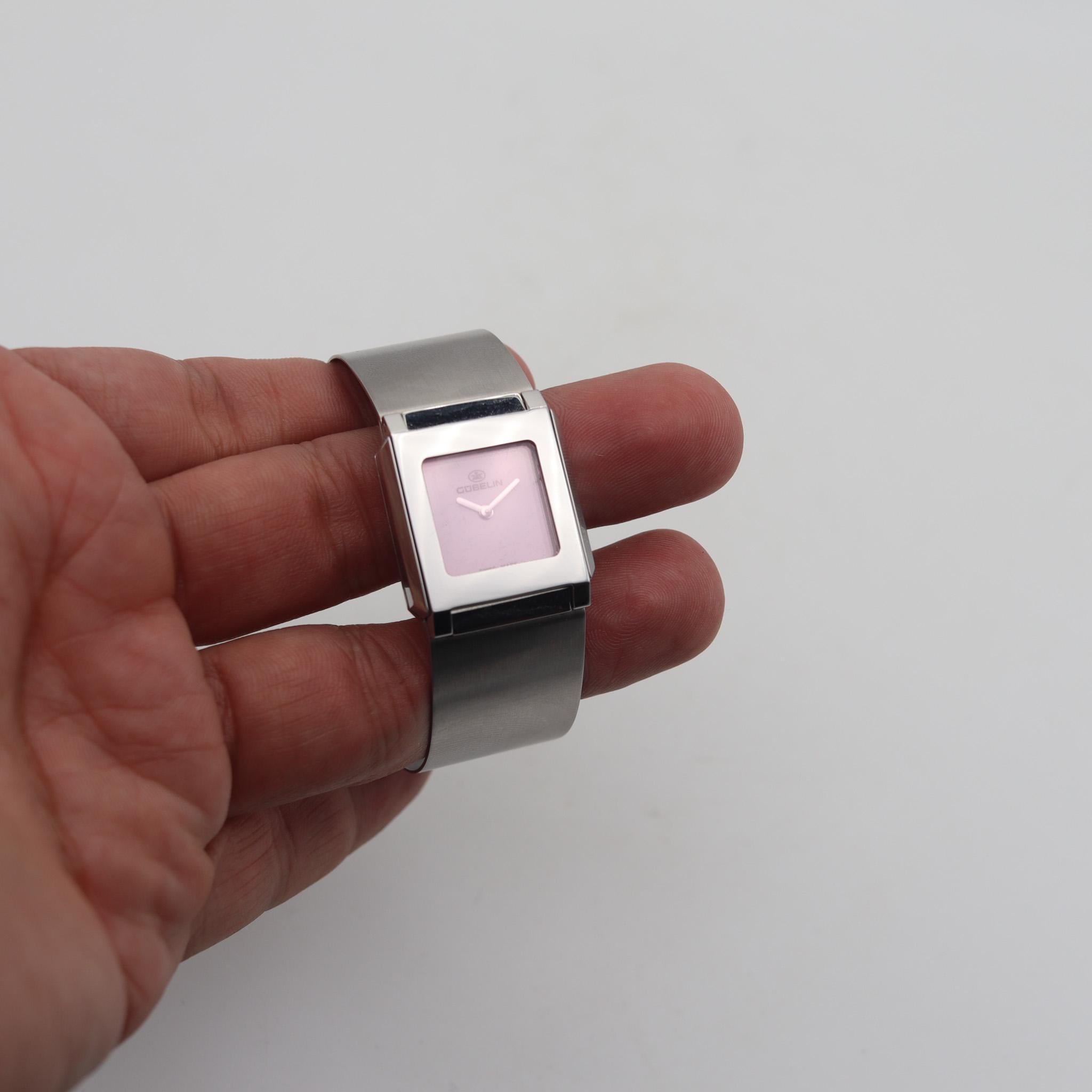 Gubelin Modernistische Techno Manschettenarmband-Armbanduhr aus Edelstahl in Edelstahl im Angebot 2