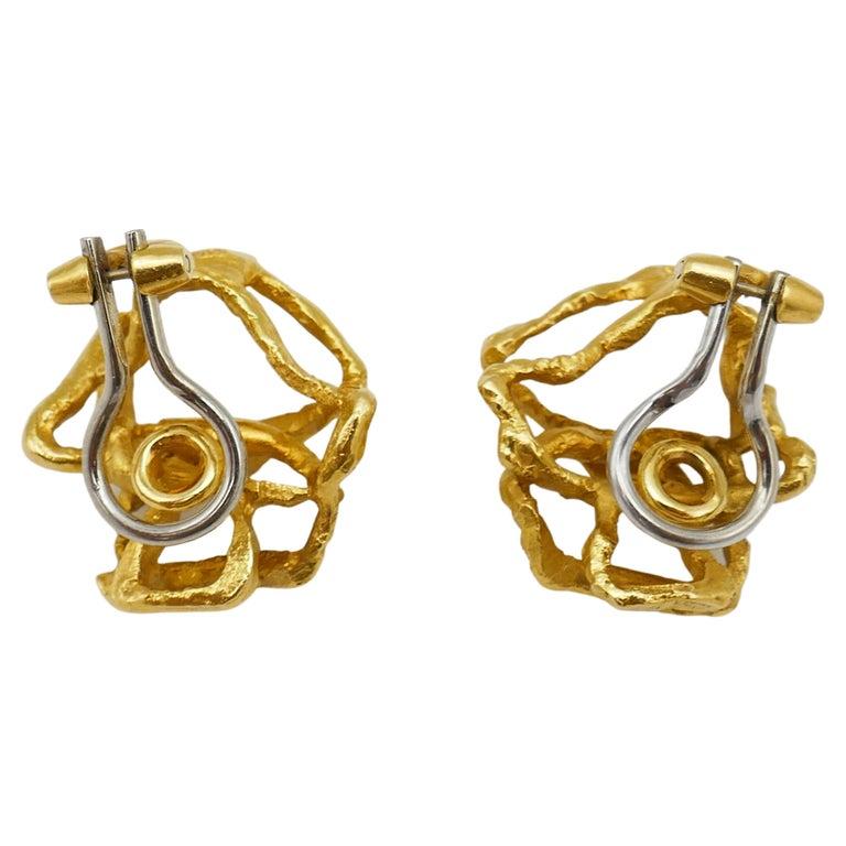 Gubelin Modernistische Gelbgold-Ohrclips im Zustand „Hervorragend“ in Beverly Hills, CA