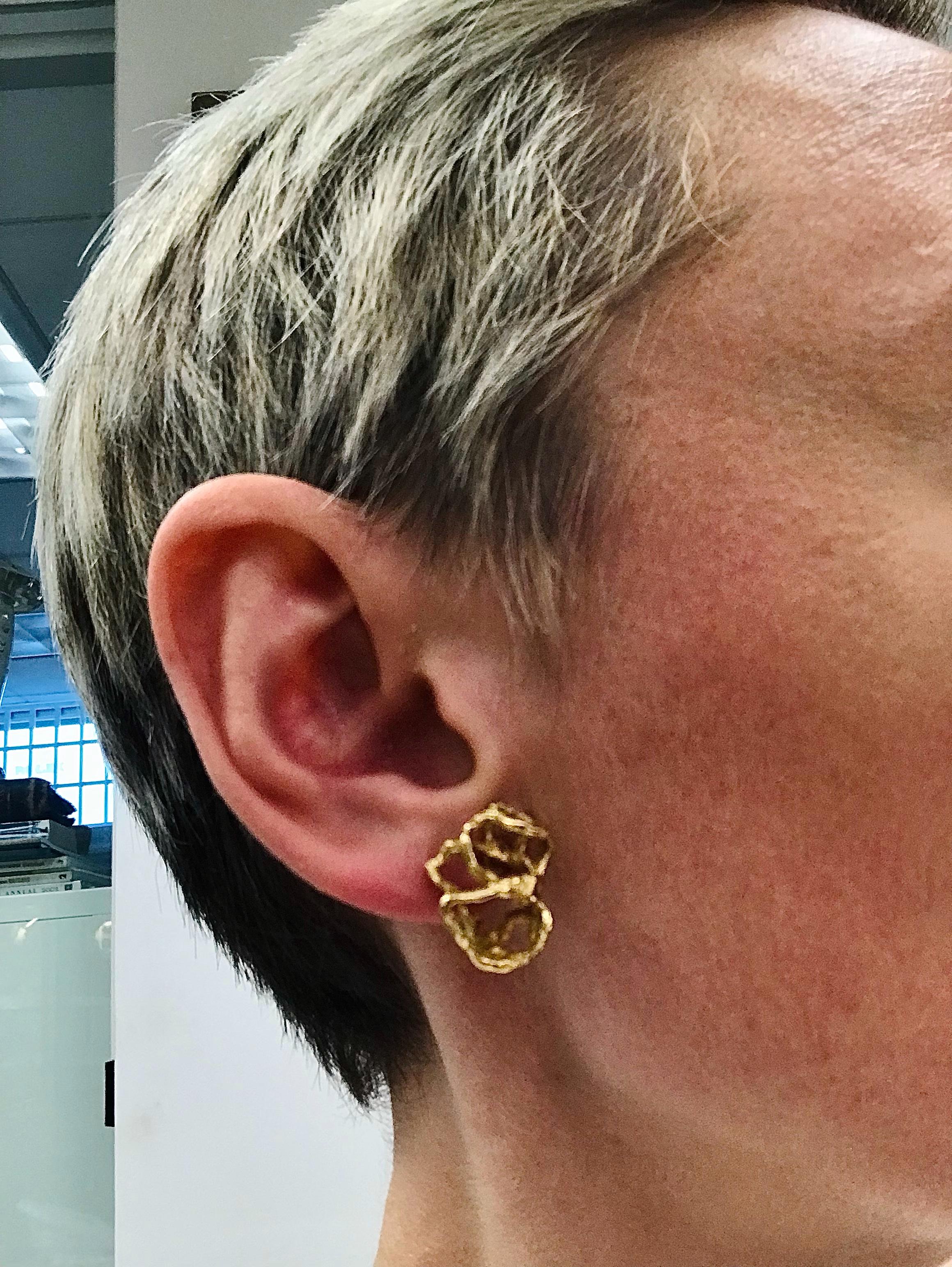 Gubelin Modernistische Gelbgold-Ohrclips Damen