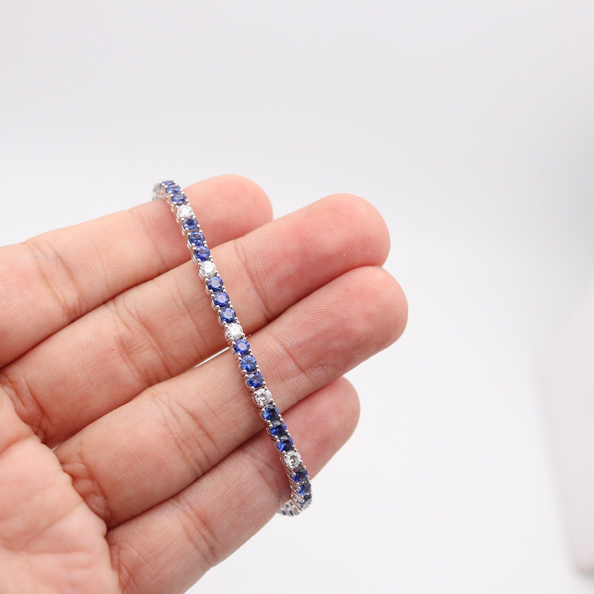 GÜBELIN Riviera Bracelet In 18Kt White Gold With 7.35 Ctw Diamonds & Sapphires im Angebot 1