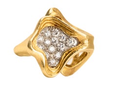 Anello con diamante scultoreo Gubelin