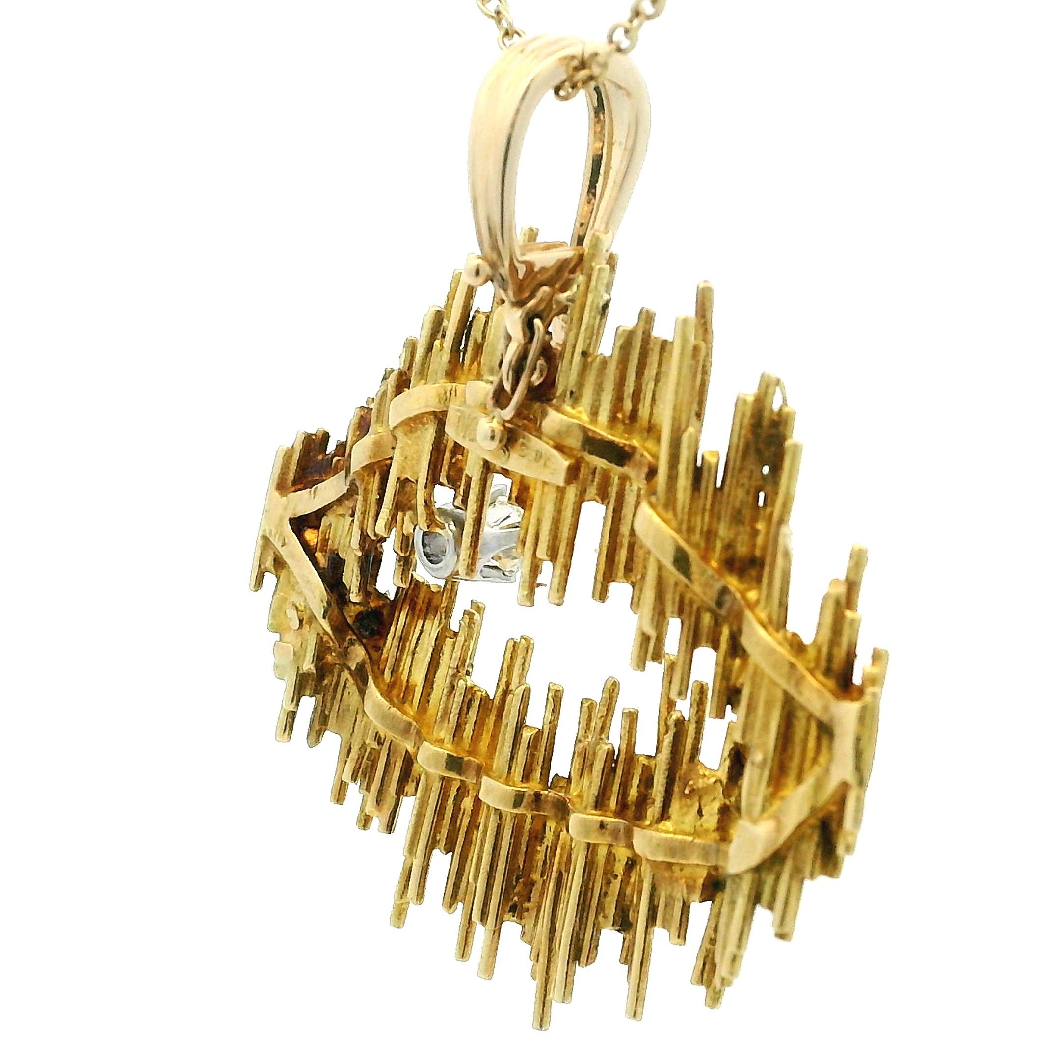 Gübelin Swiss 18K Gold Texturierter Modernistischer Anhänger mit Diamant, 1970er Jahre im Zustand „Hervorragend“ im Angebot in Miami, FL