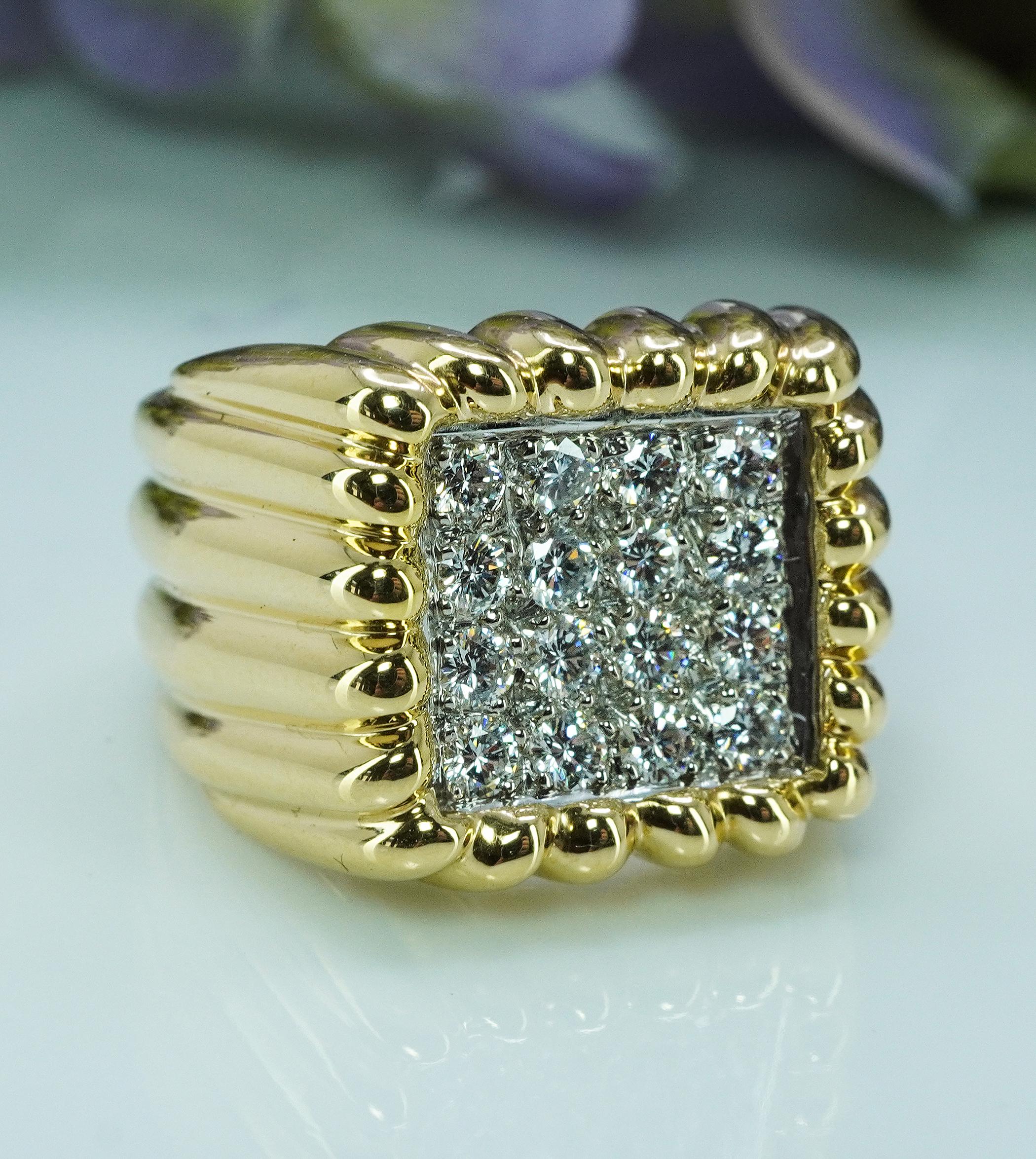 Gubelin Swiss Diamond 18K Gold Ring Vintage Designer signiert schwere Herren im Angebot 1