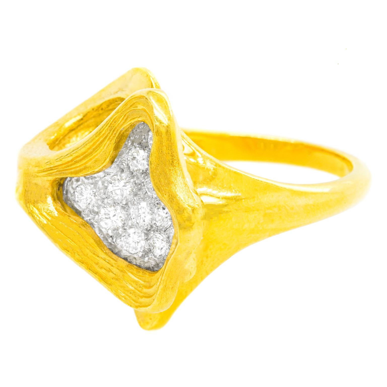 Gubelin Swiss Modern Diamond-Set Gold Ring 4