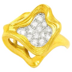 Anello in oro con diamanti incastonati Gubelin Swiss Modern