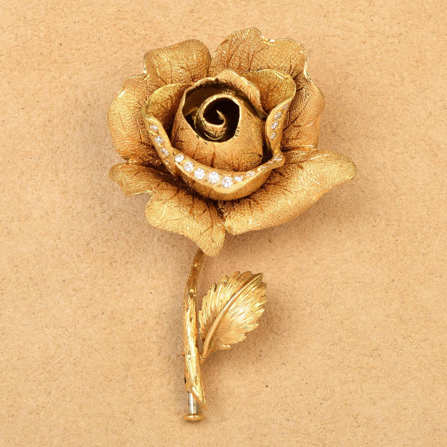 This Gubelin piece has an outstanding handcrafted Textured detailing.

This rose flower inspired brooch is crafted in Solid 18K Yellow Gold,

This retro Brooch is adorned with 11 Round Cut Diamonds of approx 0.20 carats in total, G-H  Color VS