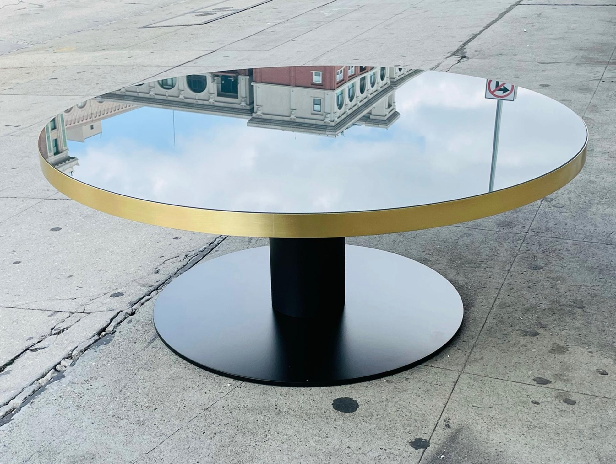 Gubi 2.0 Coffee Table in Brass, Glass & Steel, New In Good Condition In Los Angeles, CA