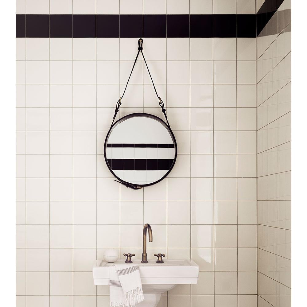 Espejo de Pared GUBI Adnet Circular Cuero Negro Ø45 cm by Jacques Adnet en venta 2