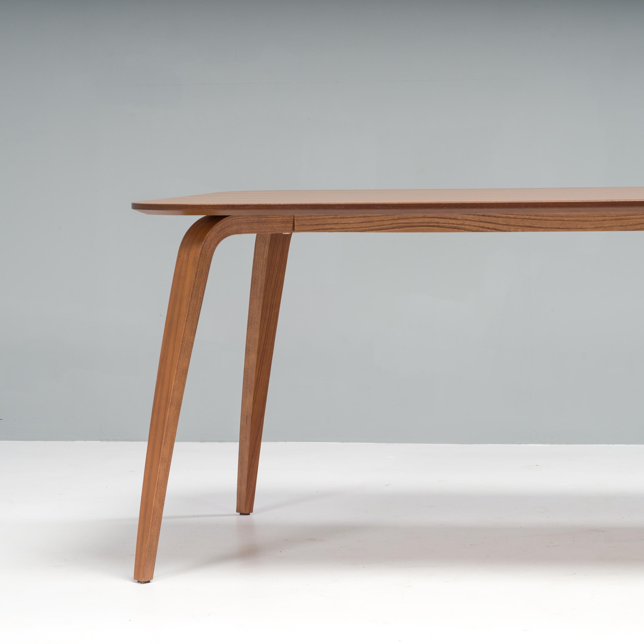 Gubi by Komplot Design Rectangular Walnut Dining Table In Good Condition In Basildon, London