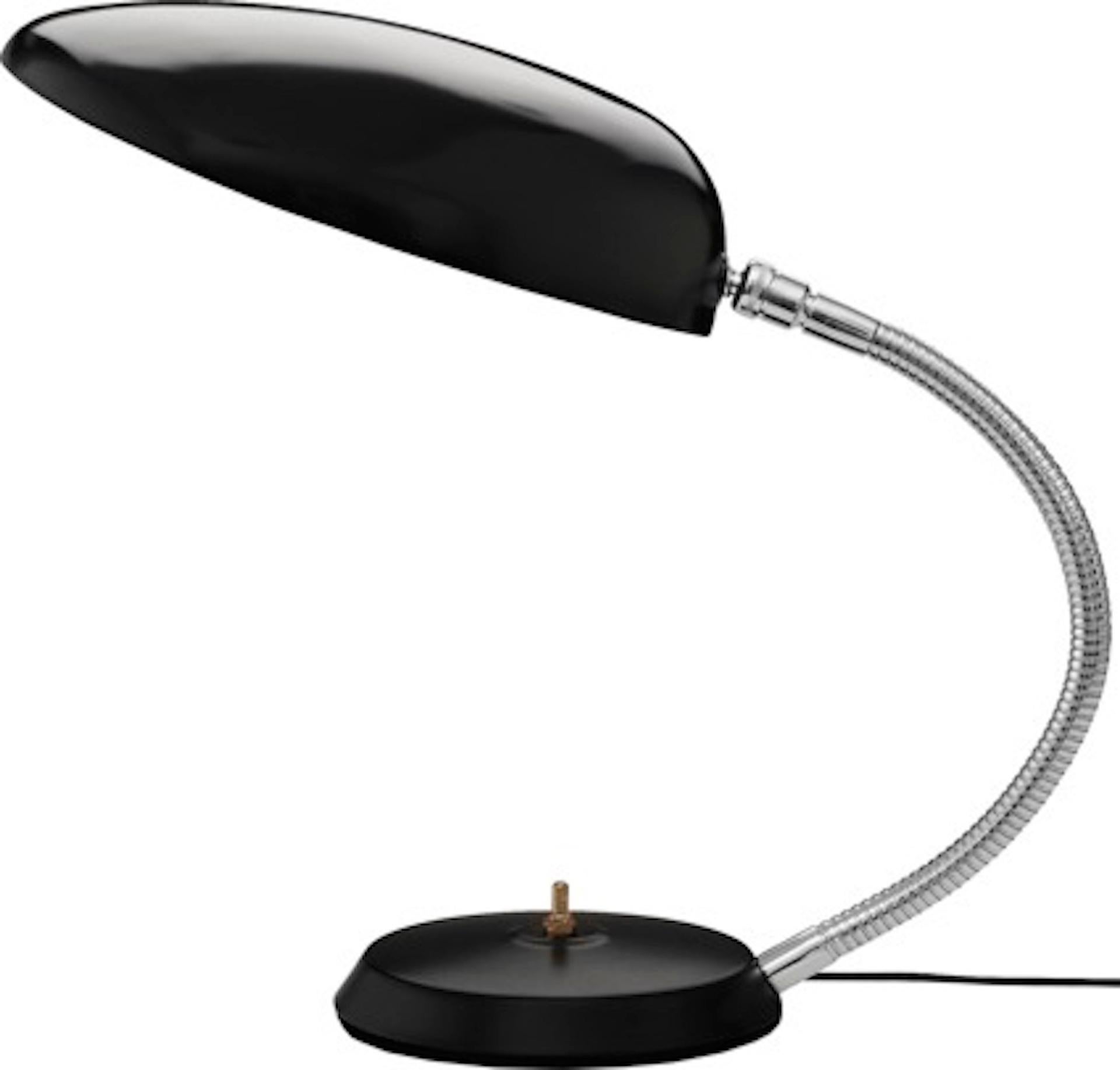 Chrome Lampe de bureau Gubi Cobra conçue par Greta M. Grossman, en stock en vente