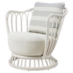 Gubi Grace Outdoor Lounge Chair in Alabaster White by Tove Kindt Larsen