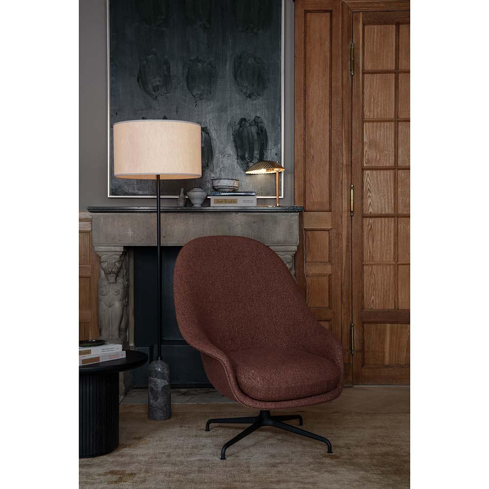 Lampada da terra Gubi Gravity con paralume in tela d'acciaio annerito di Space Copenhagen In condizioni Nuovo in vendita a New York, NY