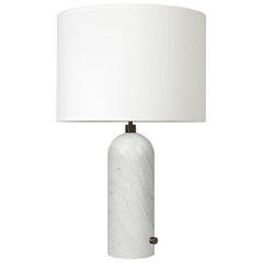 Lampada da tavolo Gubi Gravity Bianco Marmo Bianco Paralume 65 cm by Space Copenhagen