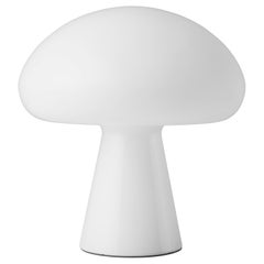 Gubi Obello Tischleuchte aus farbigem Glas Perlweiß von Bill Curry