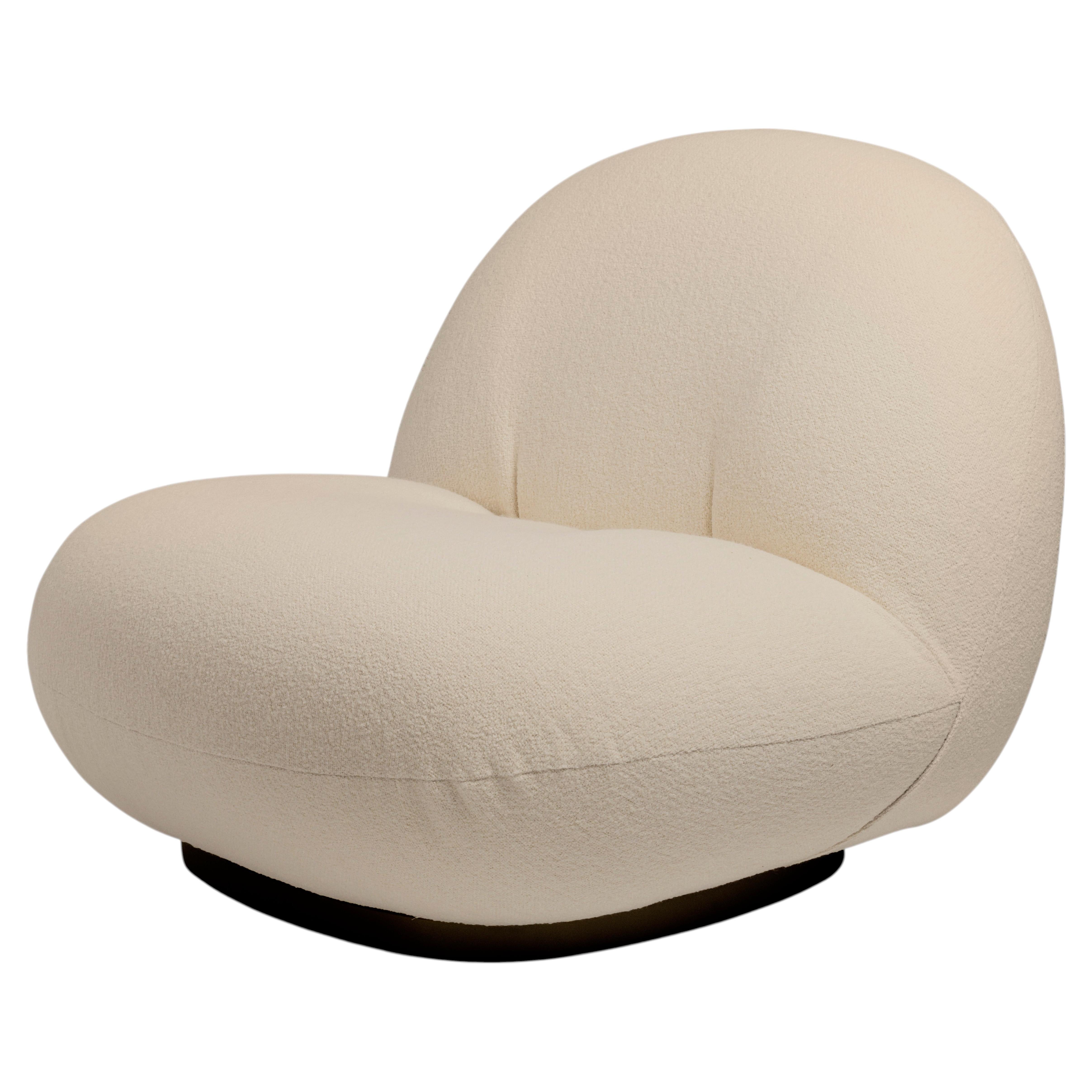 Gubi Pacha Fixed Lounge Upholstered Chair in Black Base by Pierre Paulin en vente
