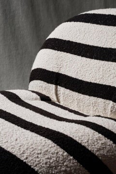 Gubi Pacha Lounge Chair in Karakorum Stripe Fabric von Pierre Paulin - Vorrätig