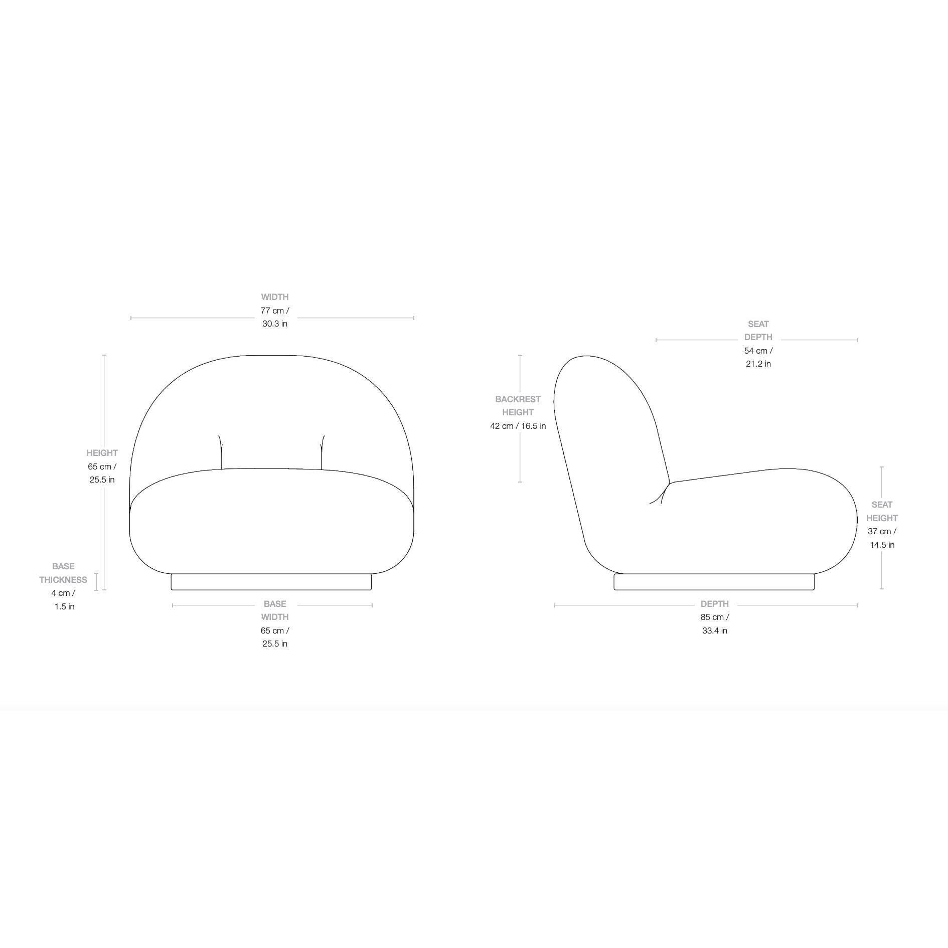 GUBI Pacha Lounge Chair Karakorum 001 Base Giratoria Oro Perlado by Pierre Paulin Latón en venta