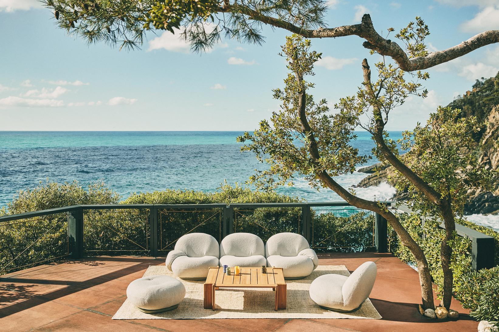 Fauteuil d'extérieur Pacha Libera 02 à base pivotante gris mousse de Pierre Paulin Neuf - En vente à New York, NY