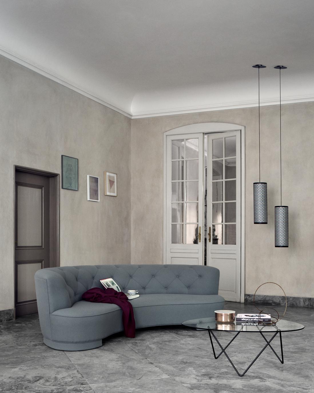 Mesa de centro GUBI Pedrera Base Negra by Cosini & Ruiz Millet Siglo XXI y contemporáneo en venta