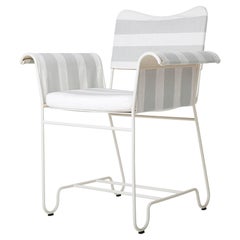 Gubi Tropique Outdoor-Sessel mit weißem Gestell, Streifen Beige von Mathieu Matégot